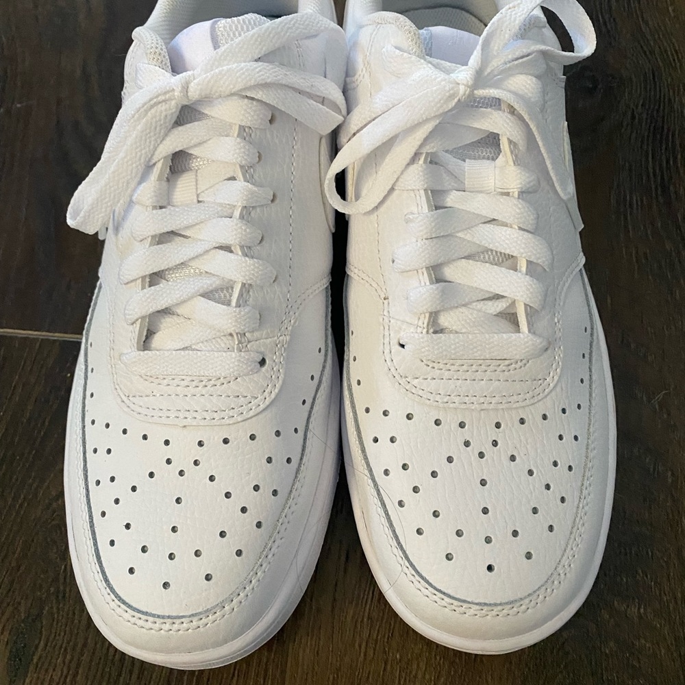 Nike Court Vision Low Womens Size 9.5